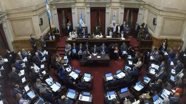 Ficha limpia, Senado