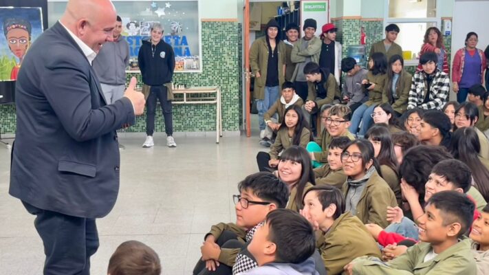 Ambiente, escuela, Sastre