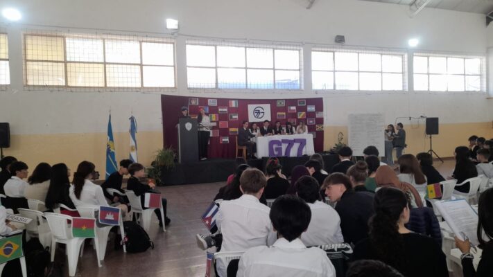 Escuela 741, G 77+, Madryn