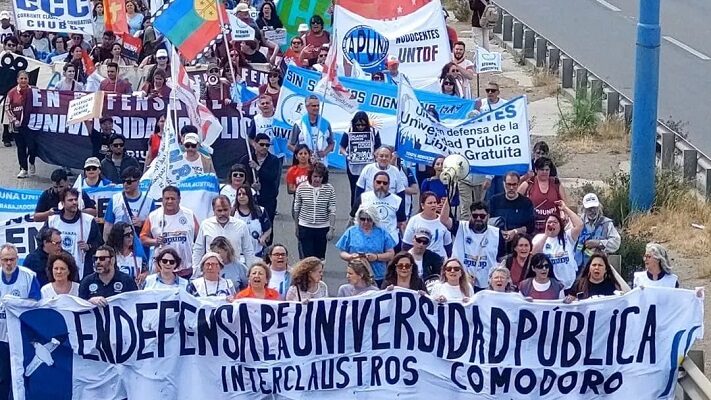 UNIVERSIDAD PÚBLICA