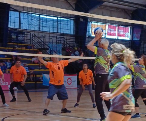 esquel, Newcom, Torneo Nacional