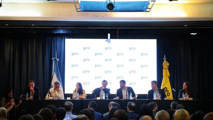 Mauricio Macri, pro