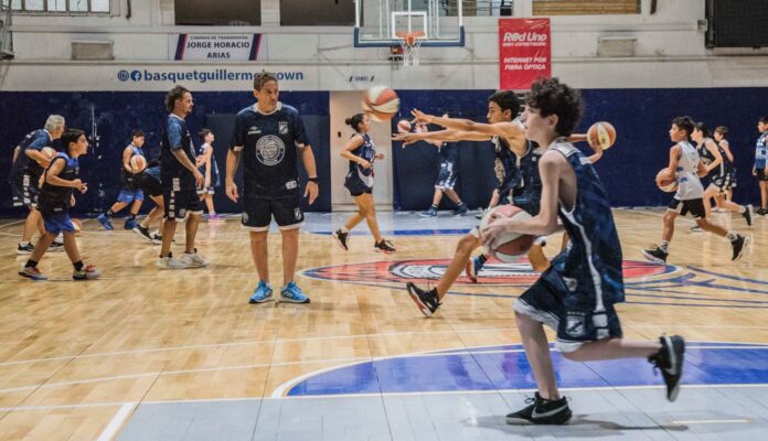 Basquet, Campus, Club Guillermo Brown, Marcelo Richotti, Sergio Oveja Hernández