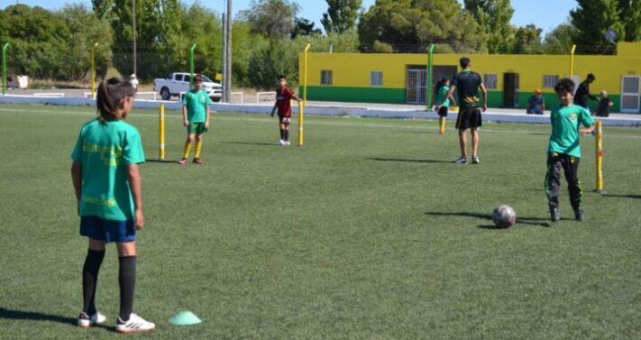 Campus, DEFENSORES DE LA RIBERA, futbol