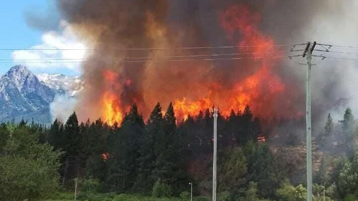 brigadistas, epuyén, incendio forestal