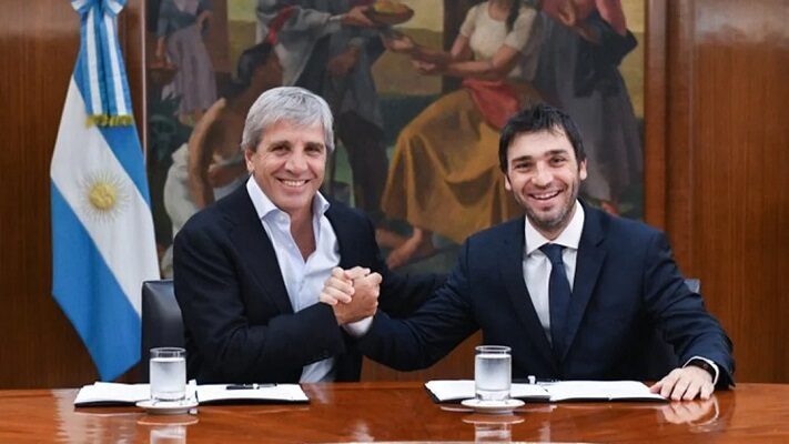 Ignacio Torres, Luis Caputo