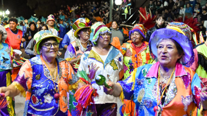 carnavales, Dolavon, febrero