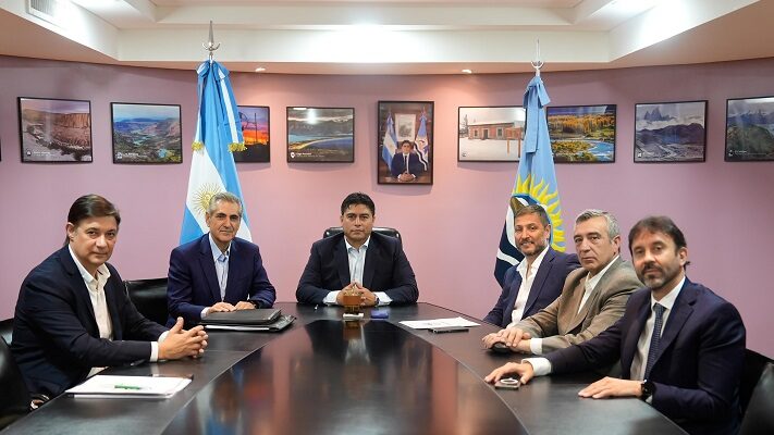 FOMICRUZ y VGI firman convenio para desarrollo económico y productivo