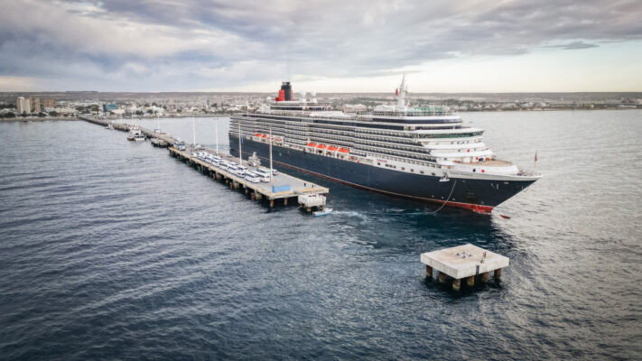 El Queen Victoria arribó a Puerto Madryn