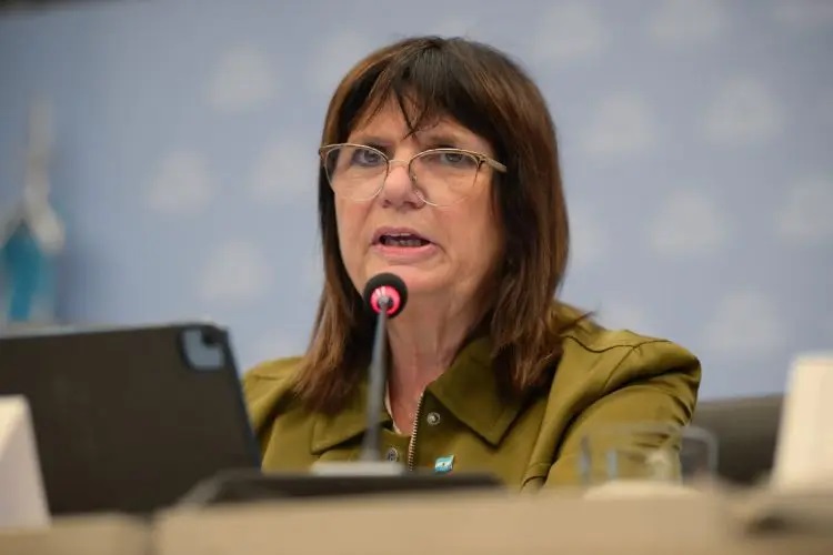 Diputados de UP pidieron interpelar a Bullrich en el Congreso por la represión
