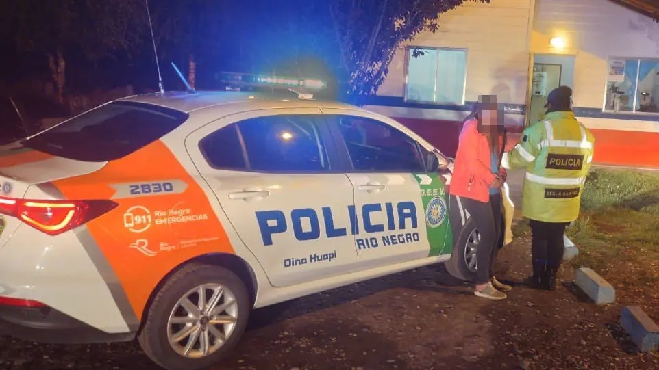Dañó la tobillera electrónica, se fugó de su casa y fue recapturada en la ruta