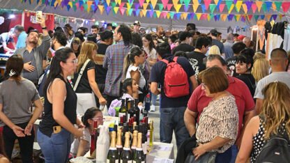 feria de pescadores, Madryn, Municipales