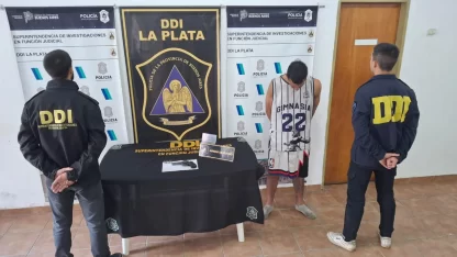 Crimen, Detenidos, golpes, La Plata, sillazos