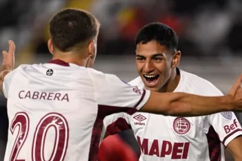 Boca Juniors, Copa Sudamericana, grup g, Lanús, MEDINA, melgar de peru