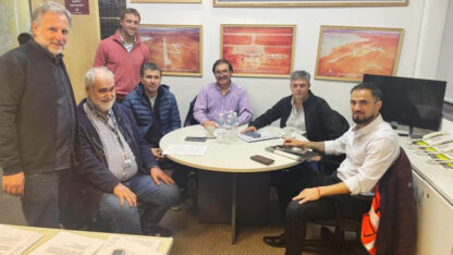 Acuerdan mejoras en la infraestructura de tres aeropuertos de Santa Cruz