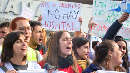 Aumento, hospital garrahan, MÉDICOS RESIDENTES