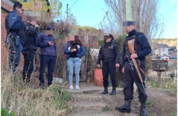 Arma, esquel, policía, rifle