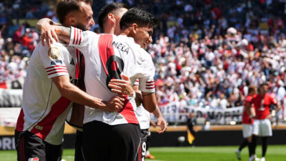 Mundial de Clubes, River Plate, Urawa Red Diamonds