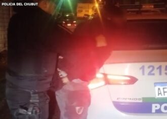Un hombre fue detenido cuando intentaba robar una moto