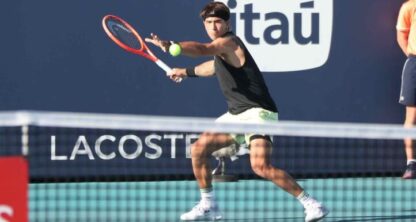 Por retiro de Darderi, Comesaña ganó y clasificó a la tercera ronda del Masters 1000 de Cincinnati