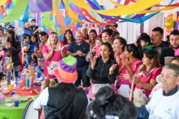 Etiquetas: Laurita Vicuña, Madryn, Sastre