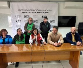 Universidades y gremios de Chubut salen a la calle contra el veto presidencial