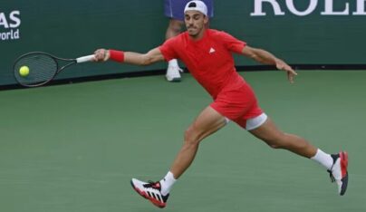 Etiquetas: Francisco Cerúndolo, MASTERS 1000 DE PARÍS, Sebastián Báez, Tenis, ugo carabelli