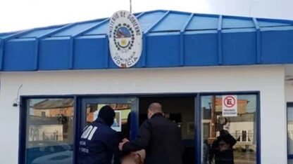 Etiquetas: Allanamiento, desaparecida, detenido, panadería, rescate, Río Gallegos, robo