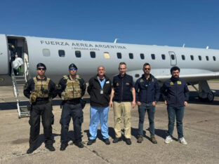 Etiquetas: Aeropuerto El Palomar, detenido, expulsión, matias ozorio, Perú, triple crimen