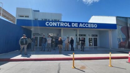 Etiquetas: Almirante Storni, control, Madryn, Muelle