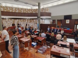 El escrutinio definitivo en Chubut ratificó el triunfo de La Libertad Avanza