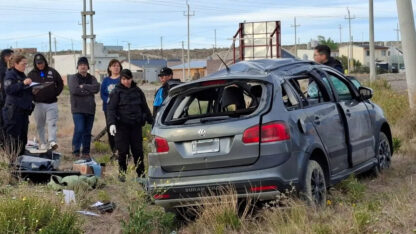 Etiquetas: Comodoro Rivadavia, muerte, Vuelco