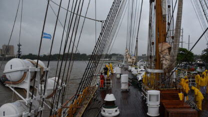 Etiquetas: Fragata Libertad, sociedad