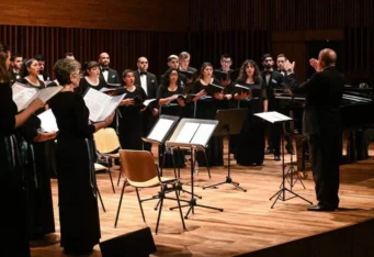 Etiquetas: coro, Cultura, LACUNZA, Madryn, Sagrado Corazon