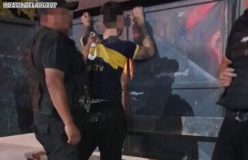 Etiquetas: celular, Madryn, policía, robo