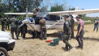 Etiquetas: gendarmería, narcoavión, Santa Fe