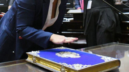 Etiquetas: senadores