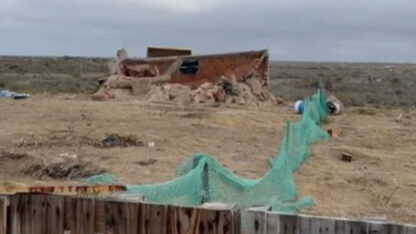 Etiquetas: puerto madryn, USURPACIÓN DE TIERRAS