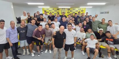 Deportivo Madryn anunció la salida de Leandro «Tano» Gracián como DT
