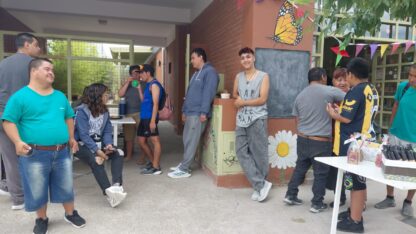 Etiquetas: CERELADI, Feria, Madryn, navidad