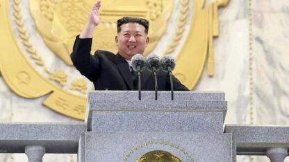 Kim Jong Un ordenó una expansión masiva de la producción de misiles para 2026