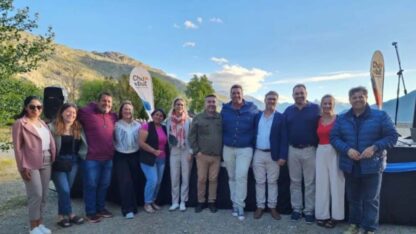 Etiquetas: Lago Puelo, turismo