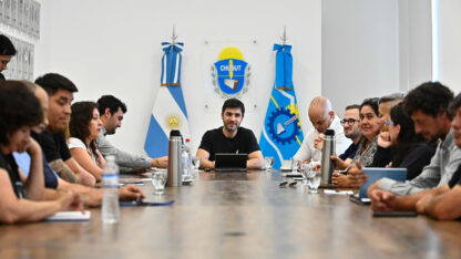 Etiquetas: chubut, educación, gremios, Ignacio "Nacho" Torres