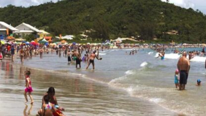 Etiquetas: booking, Brasil, turismo