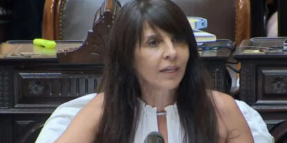 Etiquetas: lla, lorena villaverde, Senado