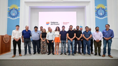 Etiquetas: chubut, Ignacio "Nacho" Torres, intendentes, Pacto fiscal