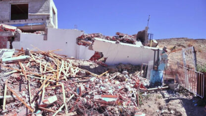 Etiquetas: cerro hermitte, Comodoro Rivadavia, derrumbe, emergencia