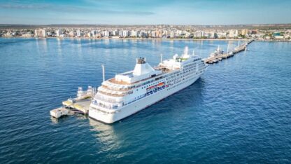 Etiquetas: puerto madryn, silver whisper, temporada de cruceros