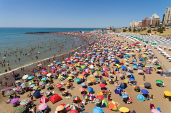 Despreciando la ética del monólogo narcisista