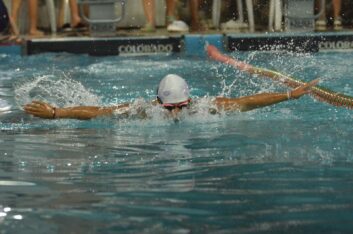 Casi 300 atletas participaron del Provincial de Natación